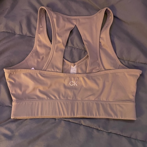 calvin klein sports bra - Picture 3 of 5